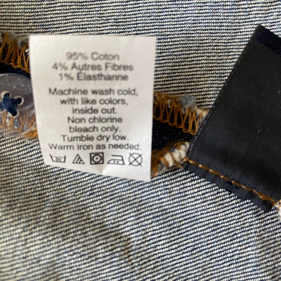 Madewell Denim Mid length Skirt. Front Slit with angle buttons -Sz 28 - Picture 13 of 15